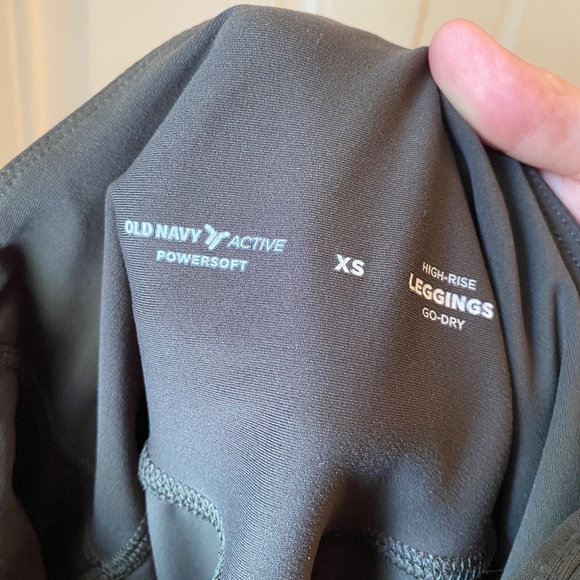 Old Navy - Powersoft Active Joggers - LIKE NEW - small - Picture 5 of 5